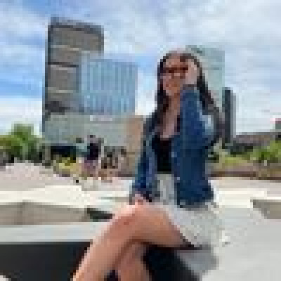 Sandra  is looking for a Room / Studio / Apartment in Leiden