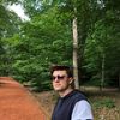 Barbaros zoekt een Kamer / Huurwoning / Studio / Appartement in Leiden