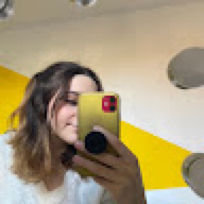 Giulia  zoekt een Kamer / Studio / Appartement in Leiden