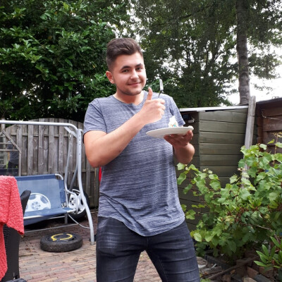 Andre zoekt een Kamer / Huurwoning / Studio / Appartement in Leiden