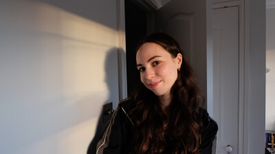 Maria  zoekt een Kamer / Huurwoning / Studio / Appartement in Leiden