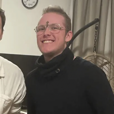 Elliot zoekt een Kamer / Huurwoning / Studio / Appartement in Leiden