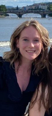 Lisa  is looking for a Room / Rental Property / Studio / Apartment in Leiden
